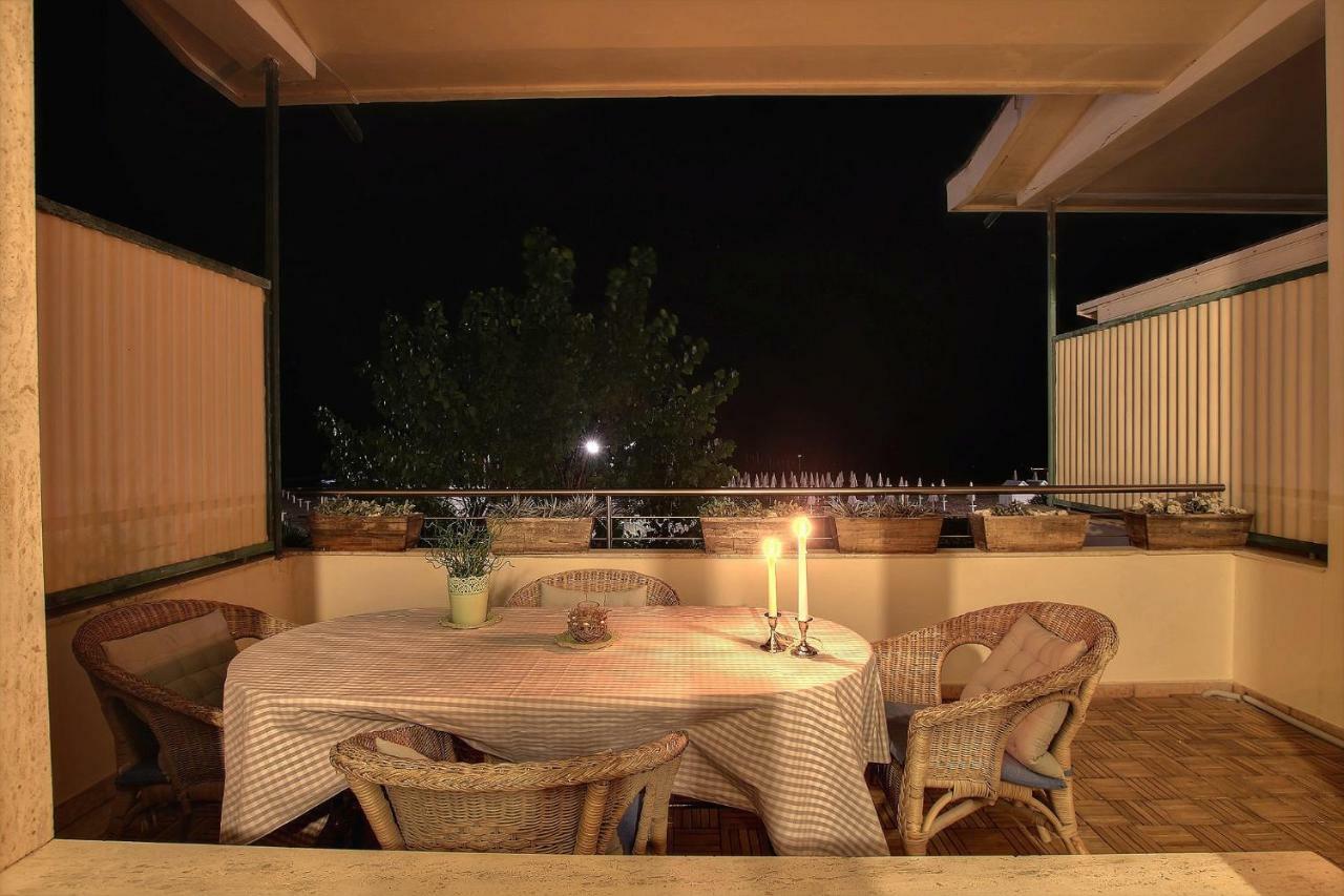 Sea Front Garden *